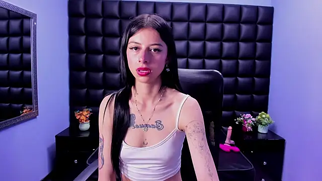 Dulce Miaa  online show from October 2025 03:27:01 PM