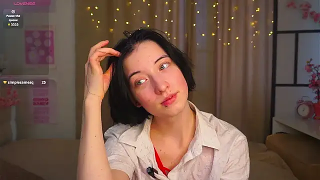 JuanaFriesz online show from February 2026 09:21:02 AM