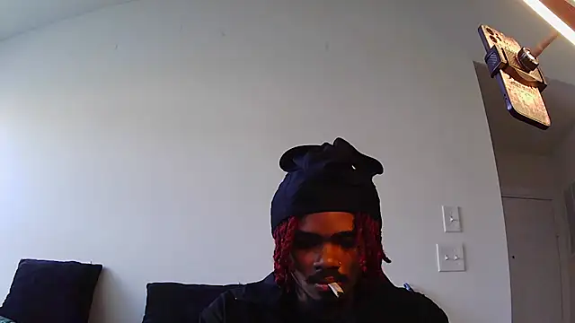 Snapshot of risktakinndolo chatting on September 2025 01:45:01 PM risktakinndolo online show from September 2025 01:45:01 PM