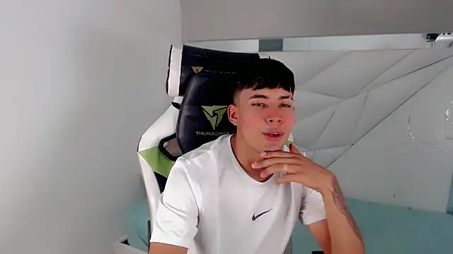 Austin col  online show from October 2025 08:32:02 PM