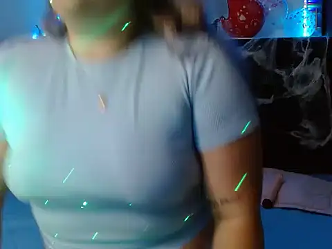 Snapshot of EmmaTower chatting on October 2025 07:47:02 PM EmmaTower online show from October 2025 07:47:02 PM