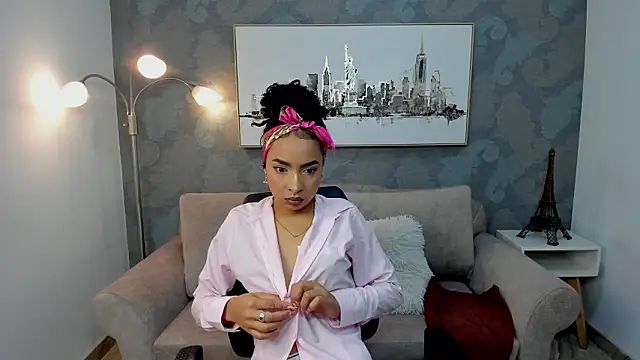 Snapshot of Lucia_jane chatting on March 2026 08:27:02 PM Lucia jane online show from March 2026 08:27:02 PM