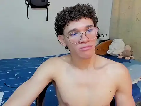 Tom Blues online show from October 2025 02:17:02 PM