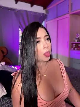 Emiily Moore1 online show from January 2026 10:12:02 PM