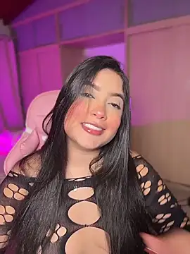 Emiily Moore1 online show from May 2026 12:19:01 AM
