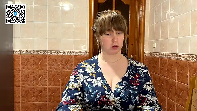 MaroonMoon  online show from February 2026 08:59:01 PM