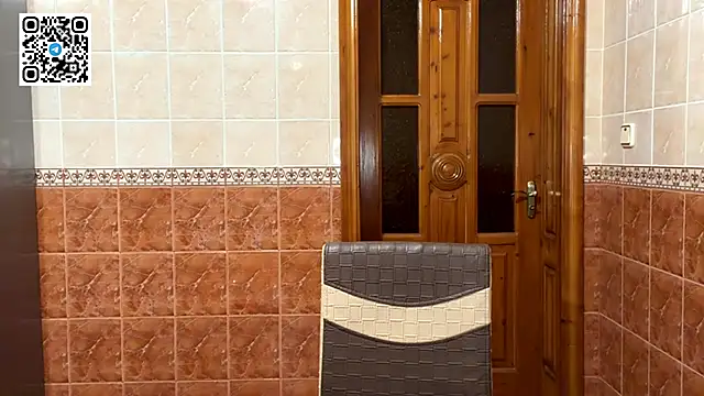 MaroonMoon  online show from February 2026 08:51:01 PM