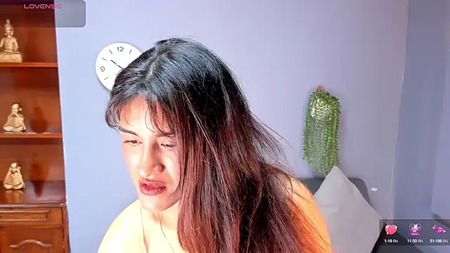 MeridaFox  online show from October 2025 06:50:02 PM