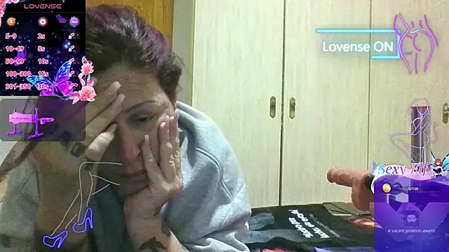 Snapshot of canariamorbosa chatting on February 2026 08:32:02 PM canariamorbosa online show from February 2026 08:32:02 PM