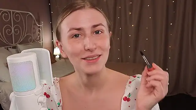 VesperaCeleste online show from November 2025 05:40:01 AM