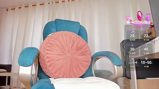 Snapshot of MendezMaria chatting on November 2025 08:30:01 PM MendezMaria online show from November 2025 08:30:01 PM