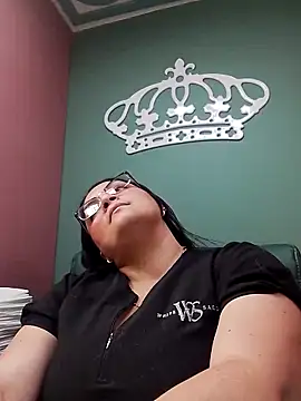 Snapshot of tiffany_Johnson1 chatting on November 2025 06:48:02 PM tiffany Johnson1 online show from November 2025 06:48:02 PM