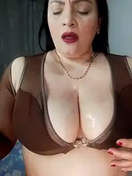 tiffany Johnson1 online show from June 2026 11:35:01 PM