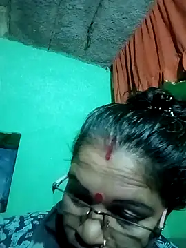 Manavi x online show from September 2025 09:18:01 PM