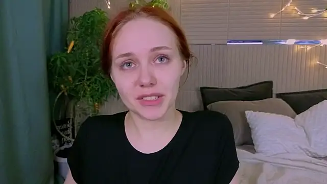 PollyVinice online show from May 2026 07:52:02 PM