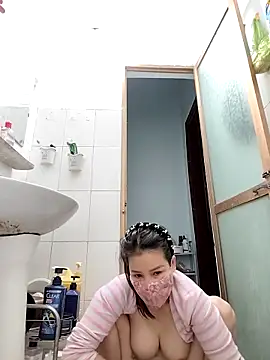 simsim-00 online show from March 2026 08:04:01 PM