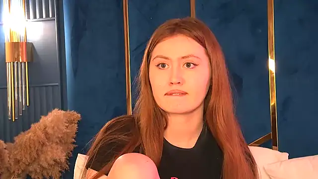 LisaRey online show from September 2025 10:03:02 AM