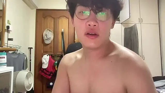 Passionatetwink2 online show from March 2026 03:15:02 PM