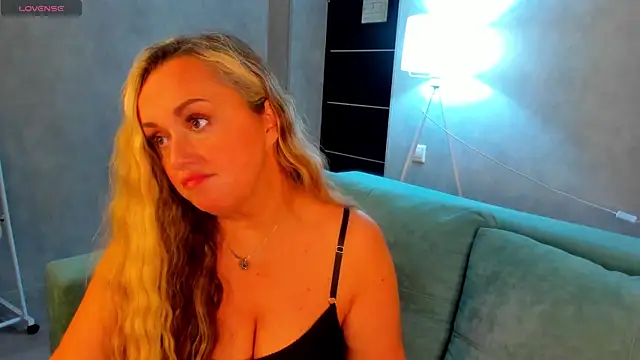 Sky Kuper online show from November 2025 12:43:02 AM