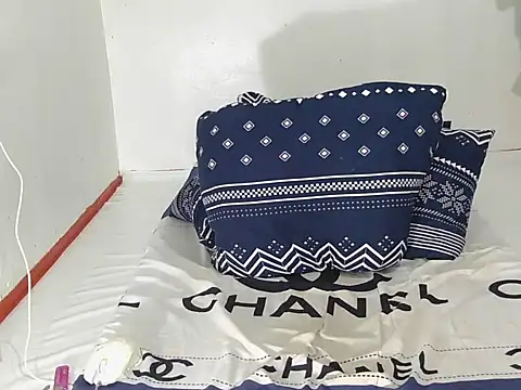 angelcum000 online show from November 2025 11:58:01 AM