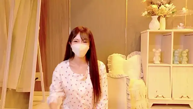 RIRI-style online show from October 2025 07:42:02 AM