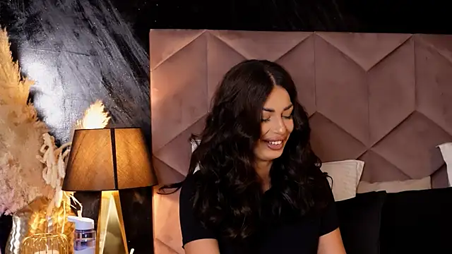 EvaRhea online show from September 2025 02:59:02 AM