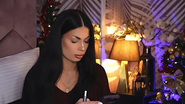 EvaRhea online show from December 2025 03:48:01 AM