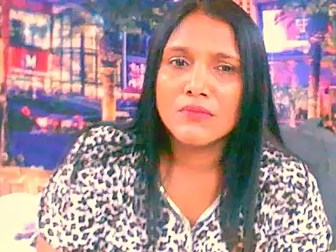 Snapshot of IndianSexyLady4u chatting on September 2025 06:33:02 PM IndianSexyLady4u online show from September 2025 06:33:02 PM