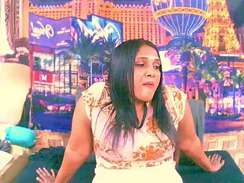 Snapshot of IndianSexyLady4u chatting on October 2025 03:19:01 PM IndianSexyLady4u online show from October 2025 03:19:01 PM