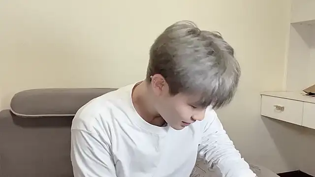 xiaoyang5200 online show from January 2026 02:30:02 PM