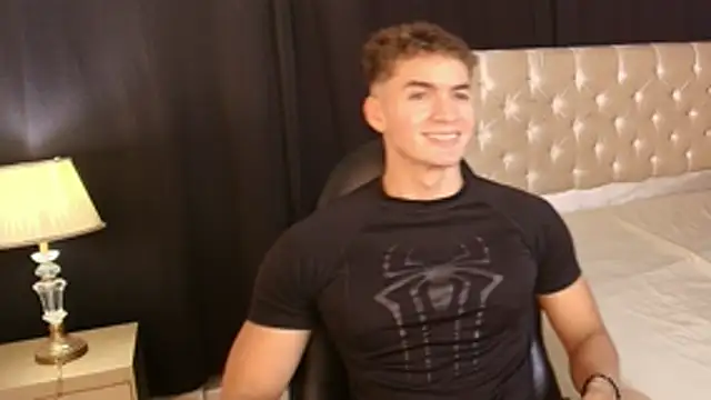 Snapshot of paull_george chatting on February 2026 03:33:01 PM paull george online show from February 2026 03:33:01 PM