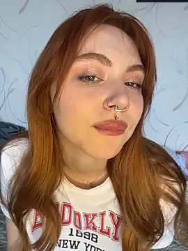 LunaMillie online show from March 2026 09:58:02 AM