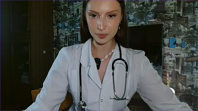 RuxaShade online show from June 2026 02:10:01 PM