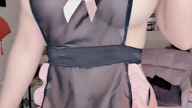 MaiLiiil online show from October 2025 04:20:02 AM