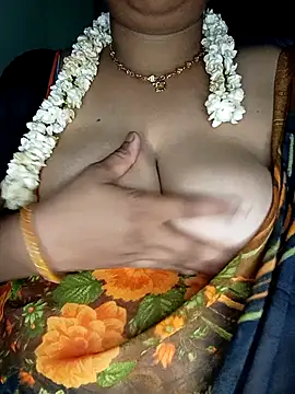 Geetha227 online show from November 2025 12:43:02 AM