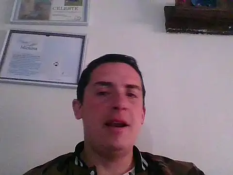 Snapshot of mickseb89 chatting on October 2025 08:28:02 PM mickseb89 online show from October 2025 08:28:02 PM