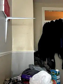 Snapshot of Marleymols chatting on December 2025 09:09:01 PM Marleymols online show from December 2025 09:09:01 PM