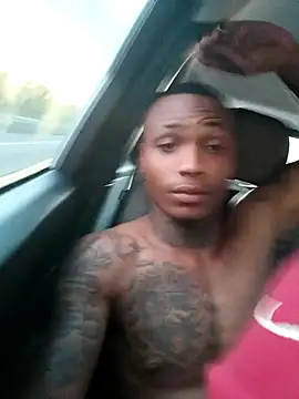 Snapshot of Dropdingo chatting on March 2026 11:43:01 PM Dropdingo online show from March 2026 11:43:01 PM