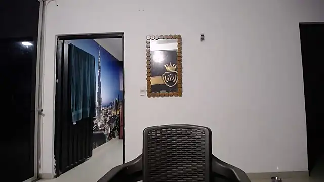 Snapshot of yohacriss chatting on September 2025 08:42:01 PM yohacriss online show from September 2025 08:42:01 PM