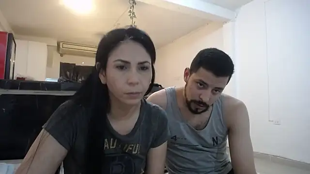 Snapshot of yohacriss chatting on September 2025 05:43:02 AM yohacriss online show from September 2025 05:43:02 AM