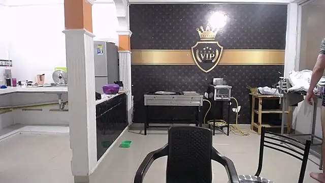 Snapshot of yohacriss chatting on October 2025 11:48:01 PM yohacriss online show from October 2025 11:48:01 PM