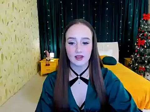 SabrinaCandi online show from December 2025 05:31:01 PM