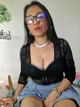 SofiiMilf online show from May 2026 07:19:02 PM