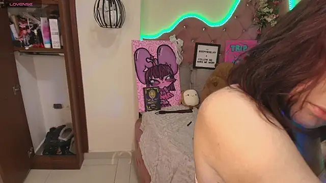 Snapshot of sophiievv chatting on November 2025 07:03:01 PM sophiievv online show from November 2025 07:03:01 PM