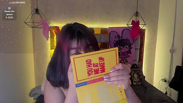 Snapshot of sophiievv chatting on November 2025 04:29:01 PM sophiievv online show from November 2025 04:29:01 PM