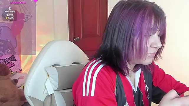 Snapshot of sophiievv chatting on December 2025 06:35:02 PM sophiievv online show from December 2025 06:35:02 PM