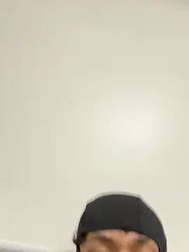 lionr0660 online show from February 2026 02:15:02 AM