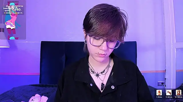 Tsuki Maru online show from February 2026 10:19:02 PM