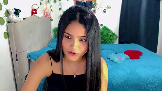 Snapshot of Chiara_latina chatting on September 2025 09:16:02 PM Chiara latina online show from September 2025 09:16:02 PM