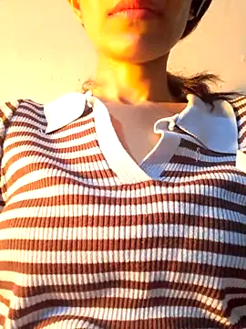 Evneet27 Saavu online show from November 2025 07:41:02 AM